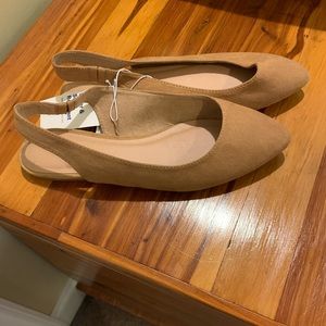 NWT slingback flats